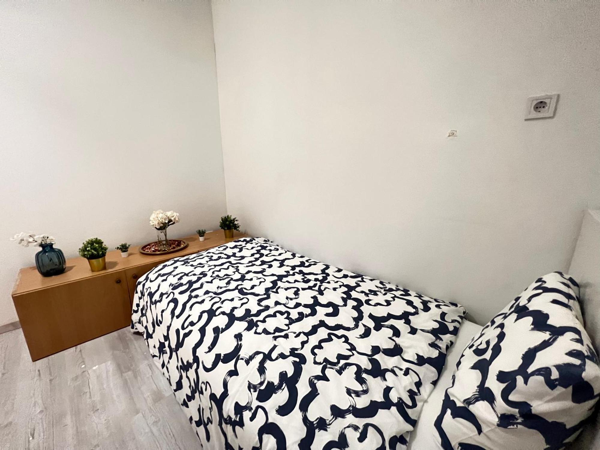 Baross Apartment With Convenience And Style Budapest Exterior foto